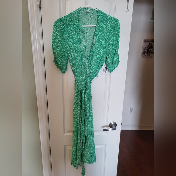Old Navy Dress, Medium, Green & White - Picture 1 of 4